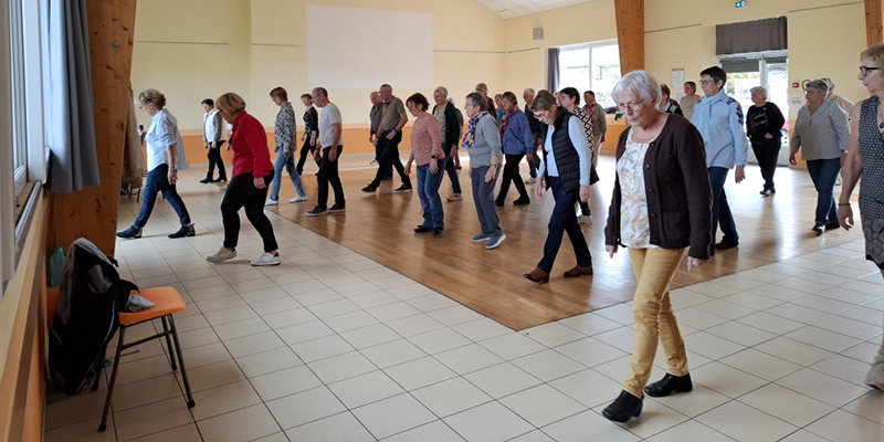 Danse en ligne secteur, reprise à Trans-la-Forêt
